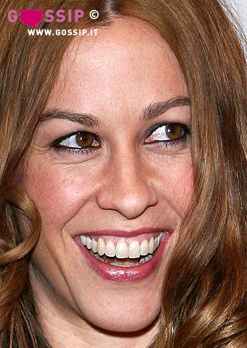 Alanis Morissette, la cicogna celeste è confermata
