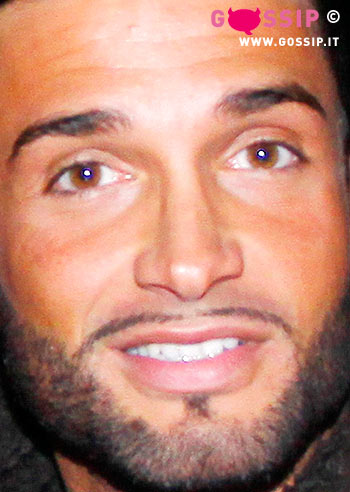 Leonard, incavolato per i gossip di crisi con Carmela