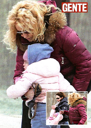 La Clerici cerca un po’ di pace al mare