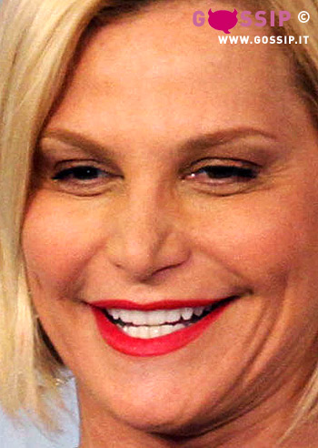 Il futuro di SuperSimo? Da mamma e fidanzata... Il futuro di SuperSimo? Da mamma e fidanzata...