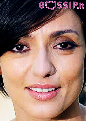 Ambra, nozze saltate