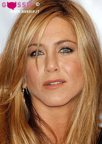 Jennifer Aniston, senza Justin Theroux non può stare