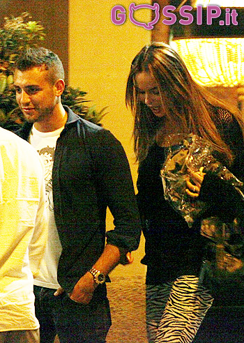 Nina Moric, fuga romantica con Tommy Chiabra