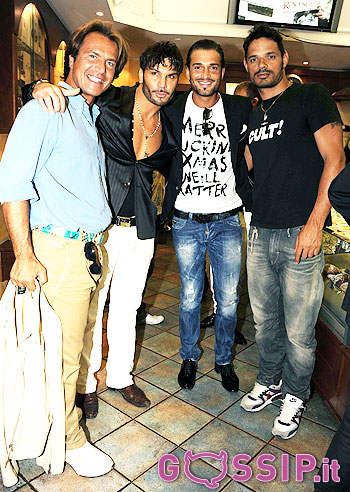 Tris di showboy per Miss Summer