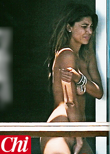 Nudo integrale a Ibiza per Belen e Fabrizio Nudo integrale a Ibiza per Belen e Fabrizio