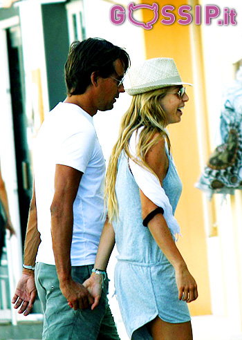 Simone Inzaghi con la sua Gaia a Formentera