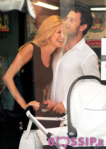 Adriana Volpe, shopping pensando al bebè