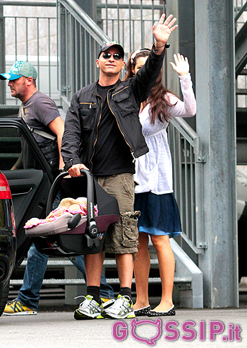 Eros Ramazzotti, con Marica e Raffaella Maria è felice Eros Ramazzotti, con Marica e Raffaella Maria è felice