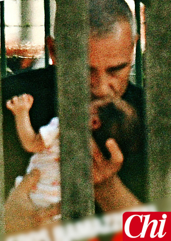 Eros Ramazzotti, tenerezze con Raffaella Maria