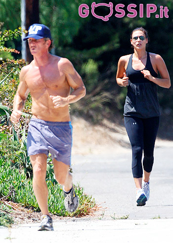 Sean Penn, Shannon prova a prenderlo...