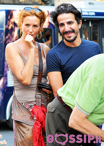 Lucrezia Lante firma per il referendum