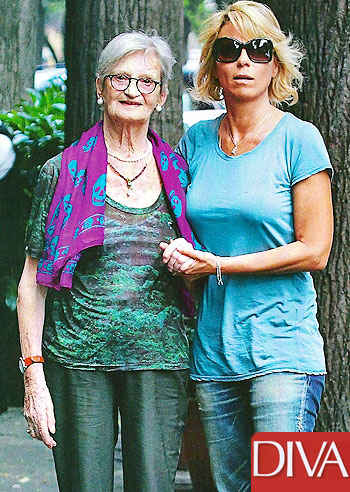 Maria De Filippi, con mamma Pina figlia modello Maria De Filippi, con mamma Pina figlia modello