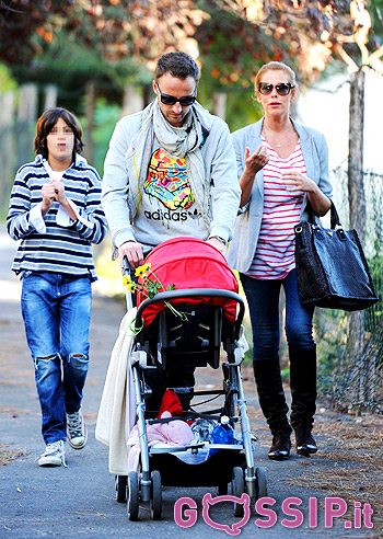 Francesco Facchinetti si consola con Ale, Tommy e Mia