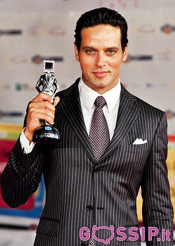 Gabriel Garko, ancora perseguitato