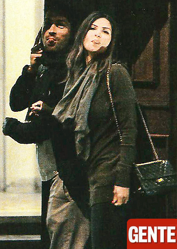 Camila Morais, con Marco Borriello continua...