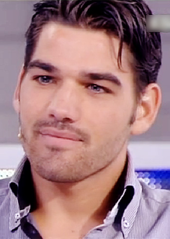 Nando dalla D'Urso con le lenti colorate