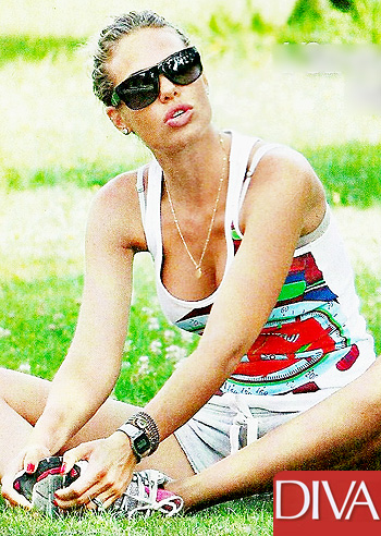 Ilary, il segreto è nello jogging Ilary, il segreto è nello jogging