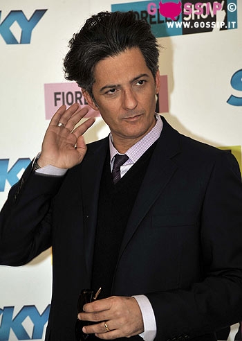 Fiorello chiude col botto! Fiorello chiude col botto!