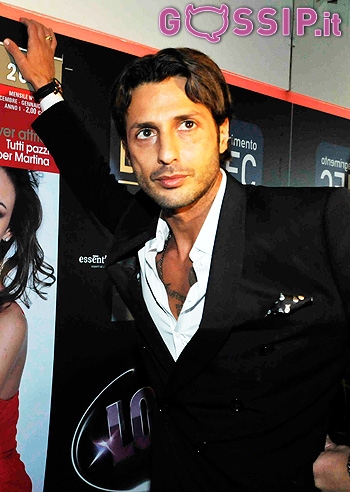 Fabrizio Corona, un lavoro per non finire in carcere