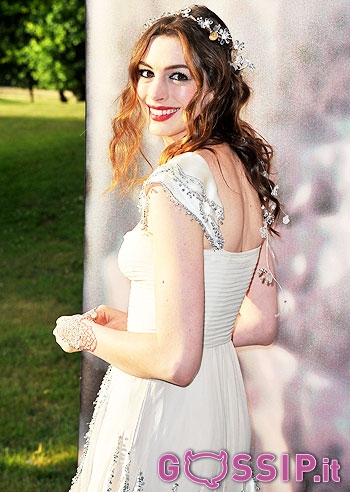 Anne Hathaway, nozze a ottobre 2012