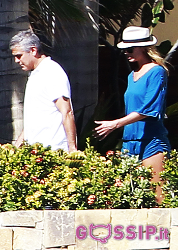George Clooney e Stacy Keibler, vacanze in Messico George Clooney e Stacy Keibler, vacanze in Messico