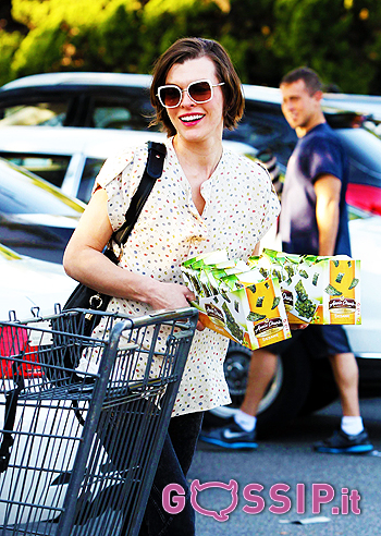 Milla Jovovich va matta per i sesamini