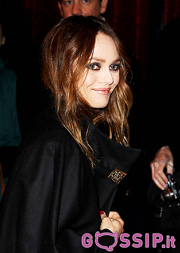 Vanessa Paradis, nessuna crisi con Johnny Vanessa Paradis, nessuna crisi con Johnny