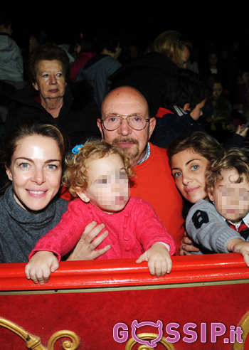 Claudia Gerini, il circo piace anche a lei