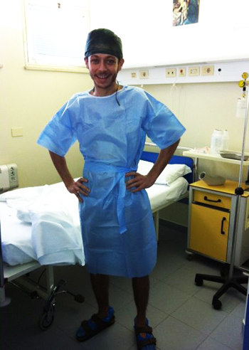 Valentino Rossi, pronto per la sala operatoria