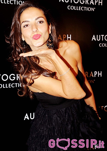 Laura Barriales, naufraghi ciao!