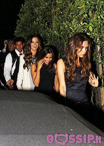 Longoria, compleanno con le amiche: foto