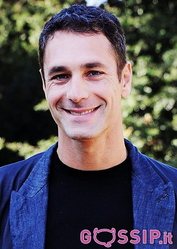 Raoul Bova dalla parte dei gay