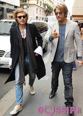 GF12: Patrick e Armando insieme fuori dalla casa