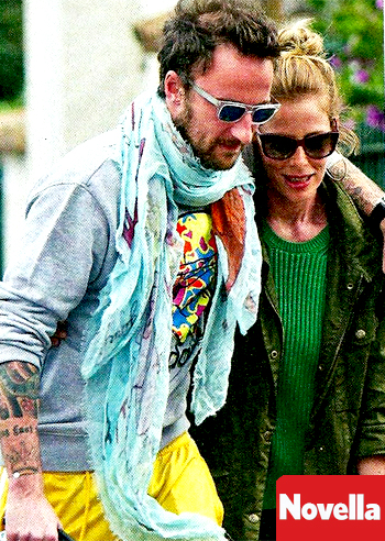 Ale Marcuzzi, bacio scaccia crisi con Fra Ale Marcuzzi, bacio scaccia crisi con Fra