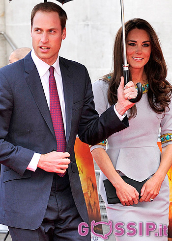 Kate e William alla premiere sotto la pioggia