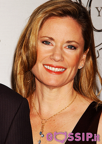 Joanna Johnson: Karen Spencer torna a Beautiful da lesbica