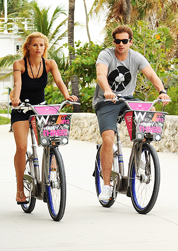 Michelle e Tomaso, Miami in bici: foto