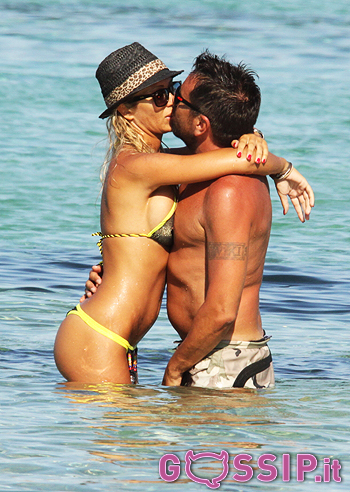 Andrea Perone e Laura Cremaschi: Baleari birichine