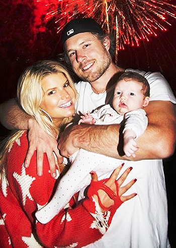 Jessica Simpson, felice con i chili in più