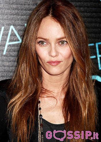 Vanessa, dopo Depp sembra in Paradis...o