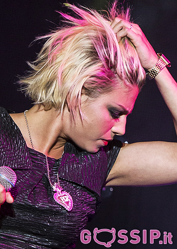 Emma: "Belen incinta? Invece di un bambino se ne ritroverà due" Emma: "Belen incinta? Invece di un bambino se ne ritroverà due"