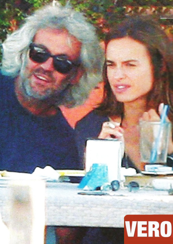 Kasia Smutniak, con Domenico e Sophie aspettando Venezia