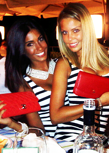 Fede e Costy, gemelle diverse