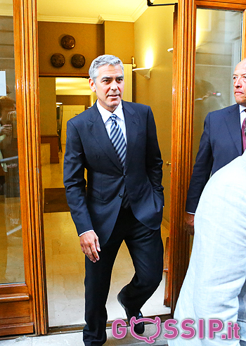 George Clooney sostiene Obama anche dalla Svizzera