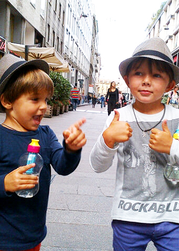 Alena Seredova, un cappello fashion per gli eredi