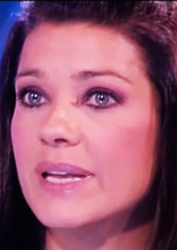 Ana Laura Ribas si commuove dalla D'Urso: foto Ana Laura Ribas si commuove dalla D'Urso: foto