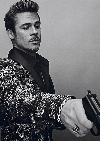 Brad Pitt posa camaleontico su Interview Magazine
