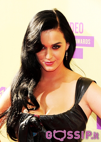 Compleanno in maschera con John per Katy