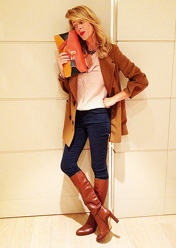 Look da cavallerizza per Alessia Marcuzzi: foto