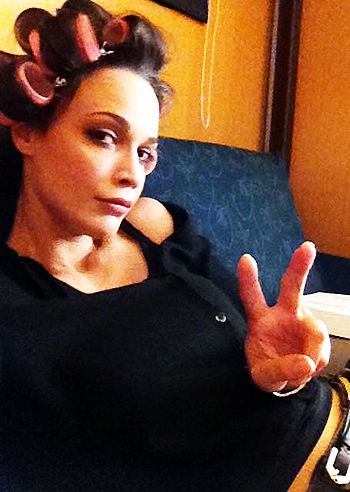 Bigodini in testa per Roberta Giarrusso